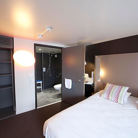 Campanile Clermont-Ferrand ~ Aubiere Hotel Екстериор снимка