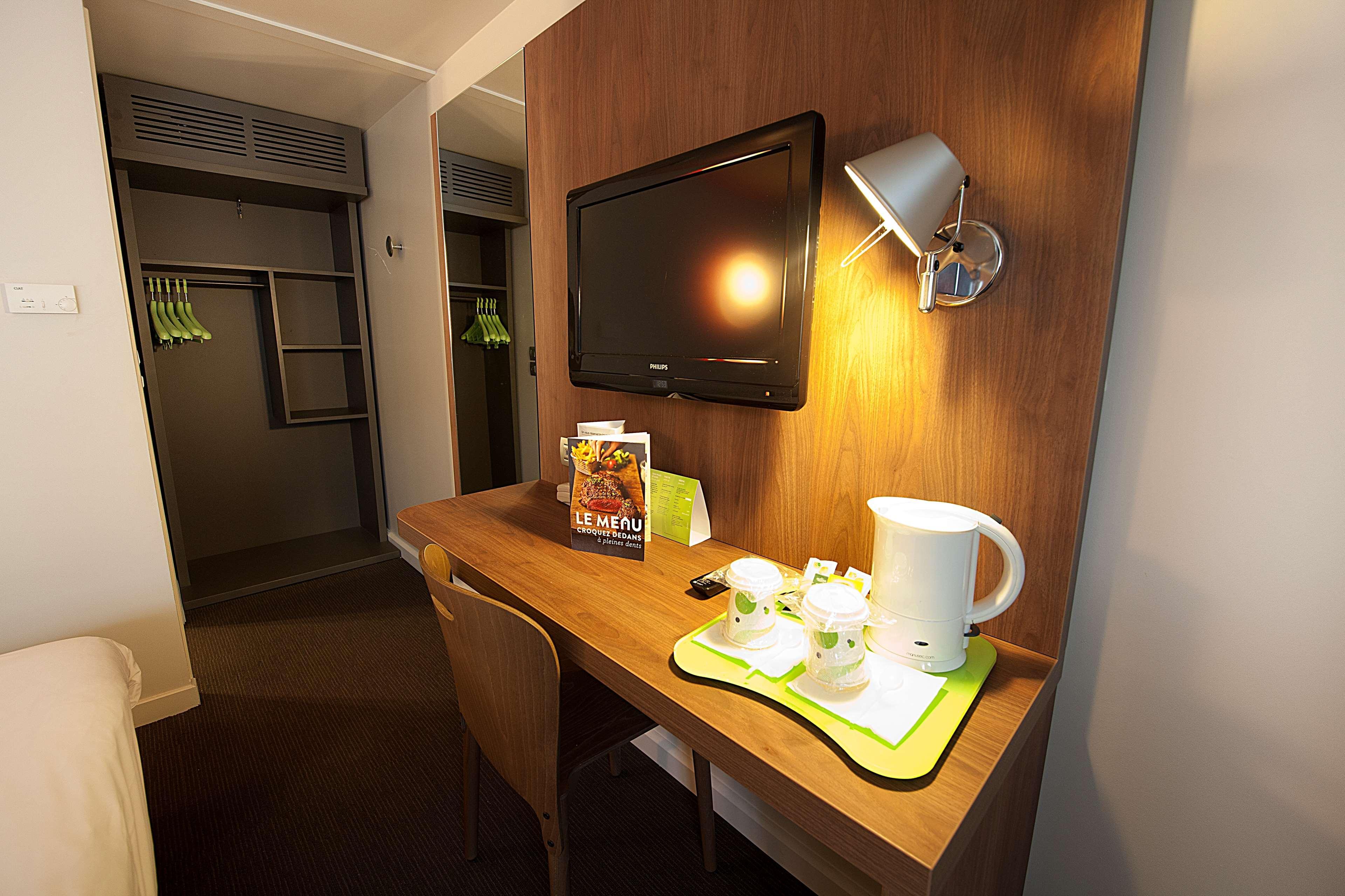 Campanile Clermont-Ferrand ~ Aubiere Hotel Екстериор снимка
