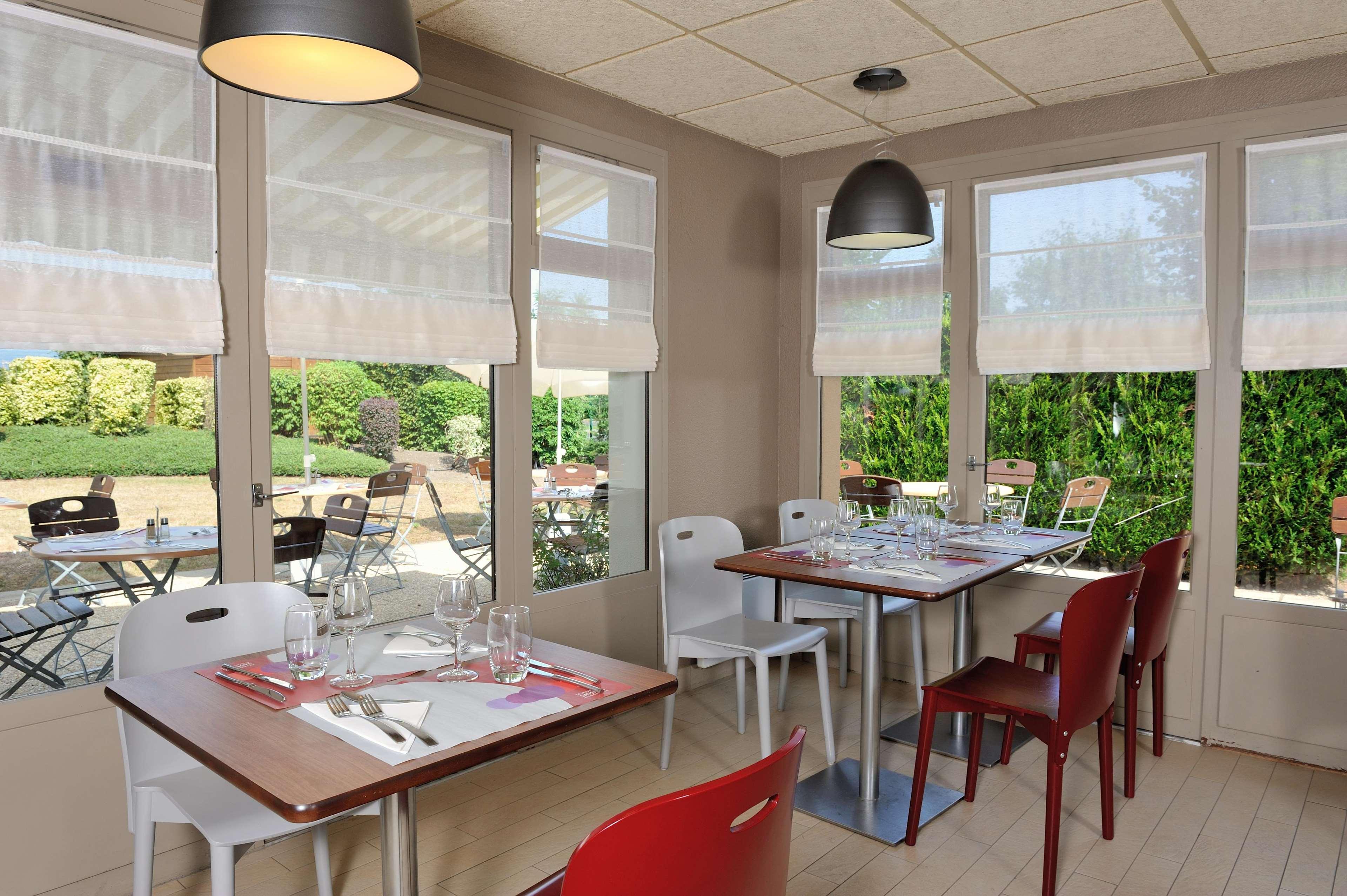 Campanile Clermont-Ferrand ~ Aubiere Hotel Екстериор снимка