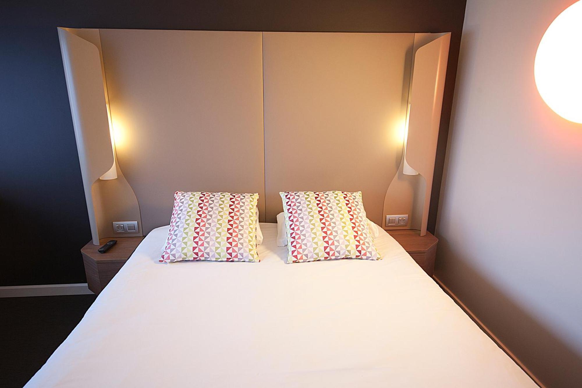 Campanile Clermont-Ferrand ~ Aubiere Hotel Екстериор снимка