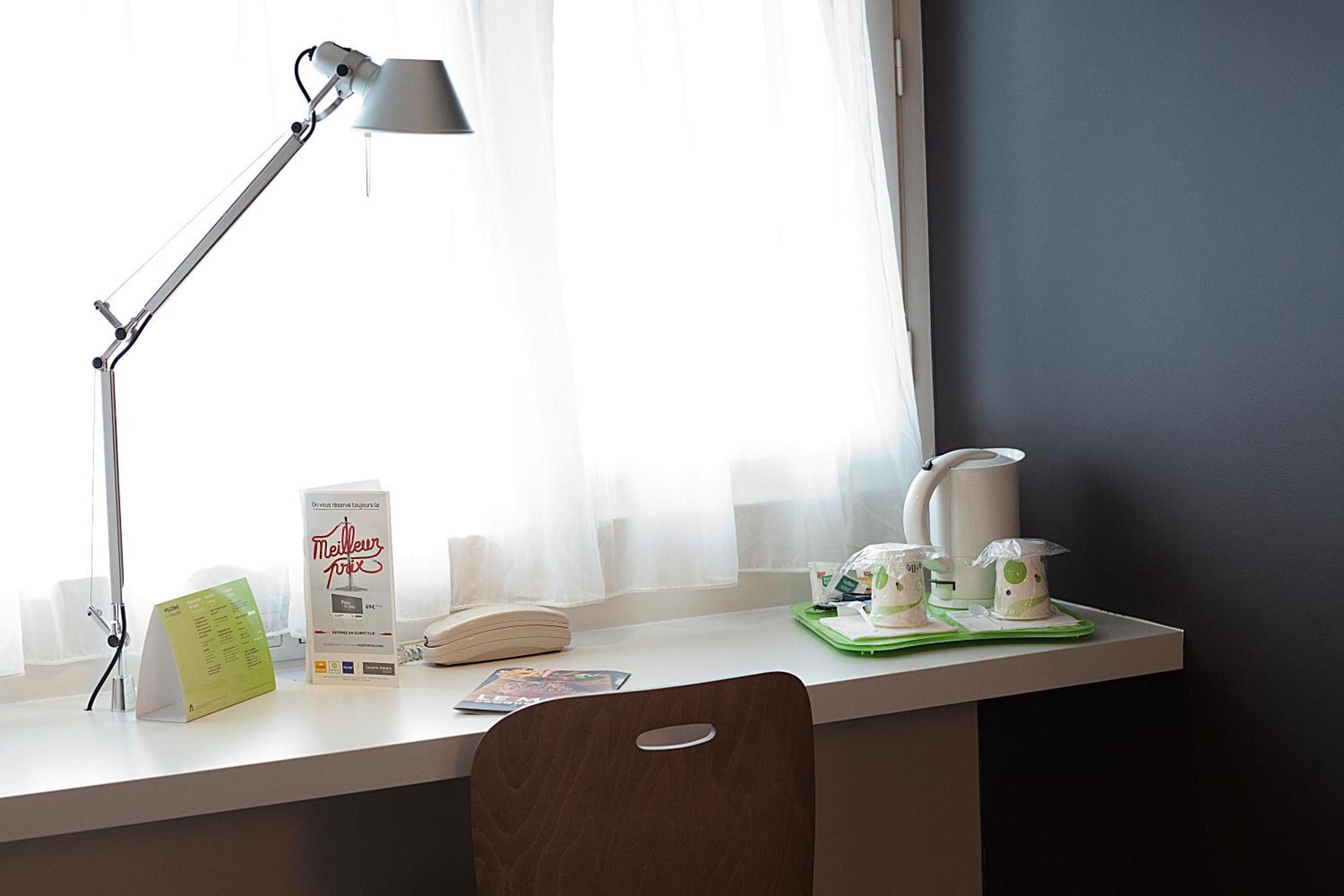 Campanile Clermont-Ferrand ~ Aubiere Hotel Екстериор снимка