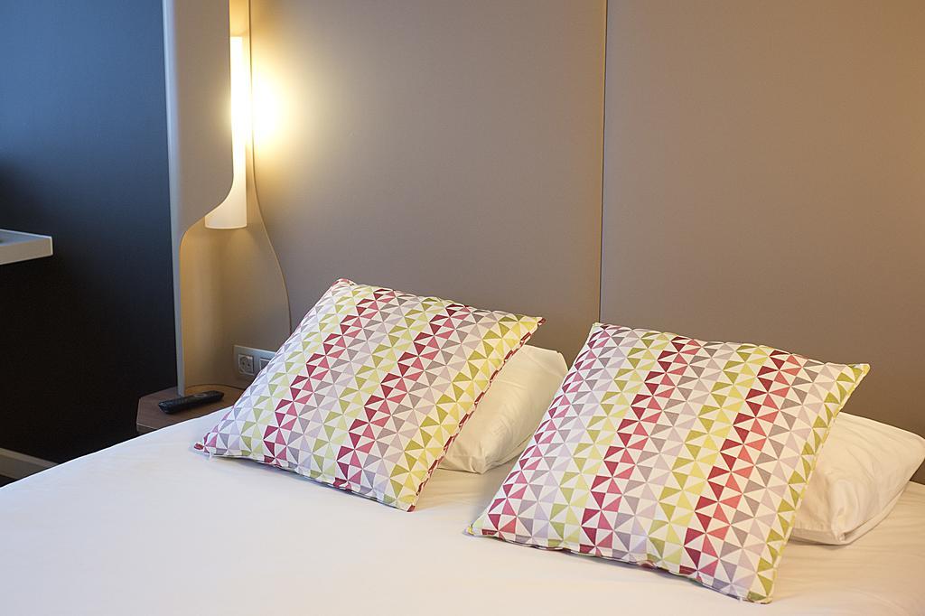 Campanile Clermont-Ferrand ~ Aubiere Hotel Екстериор снимка